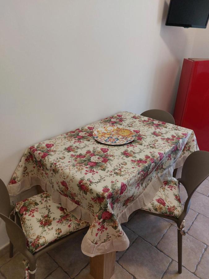 Marina Apartments Taranto Luaran gambar
