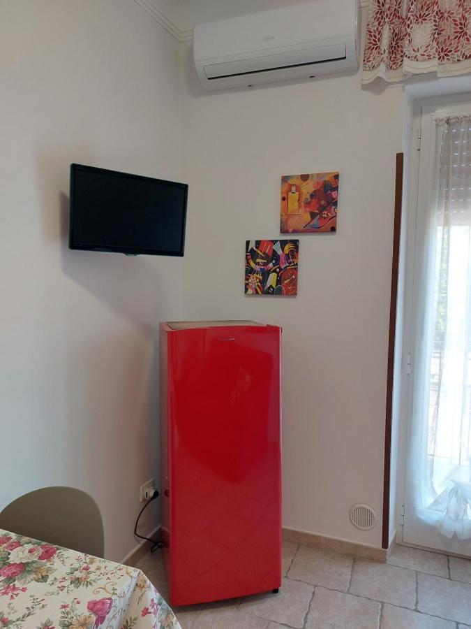 Marina Apartments Taranto Luaran gambar