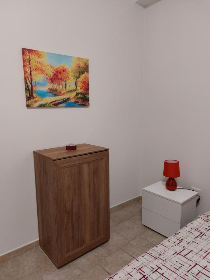 Marina Apartments Taranto Luaran gambar