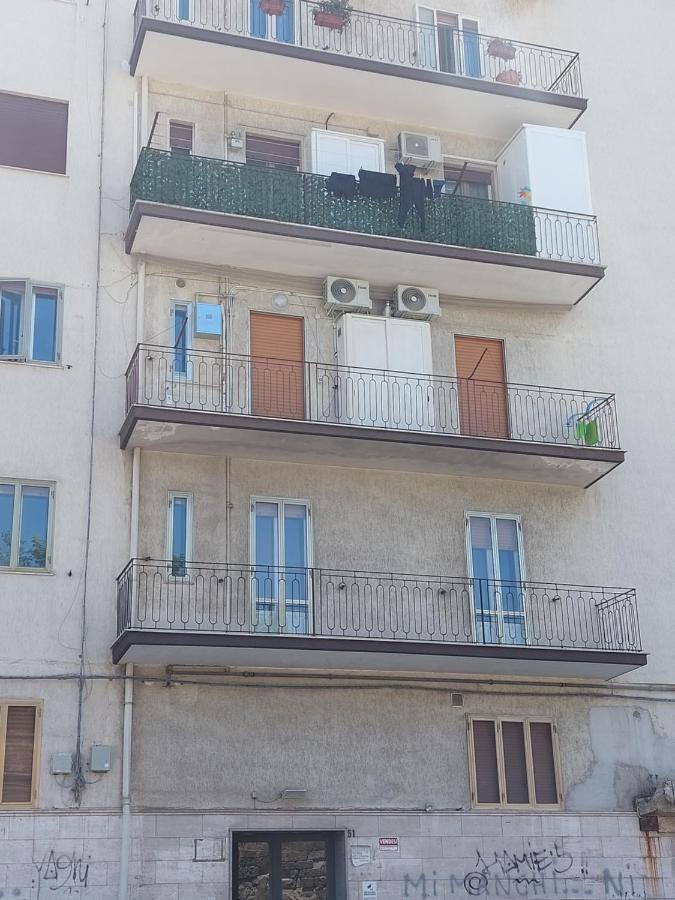 Marina Apartments Taranto Luaran gambar