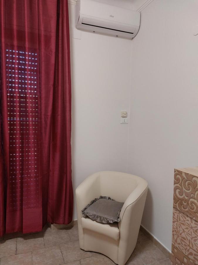 Marina Apartments Taranto Luaran gambar